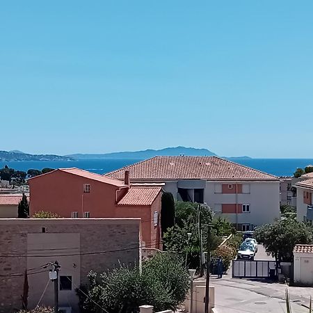 Charmante Chambre Avec Vue Mer Acomodação com café da manhã La Ciotat Exterior foto