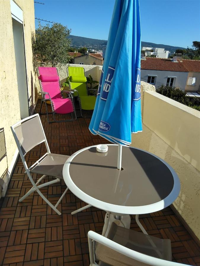 Charmante Chambre Avec Vue Mer Acomodação com café da manhã La Ciotat Exterior foto